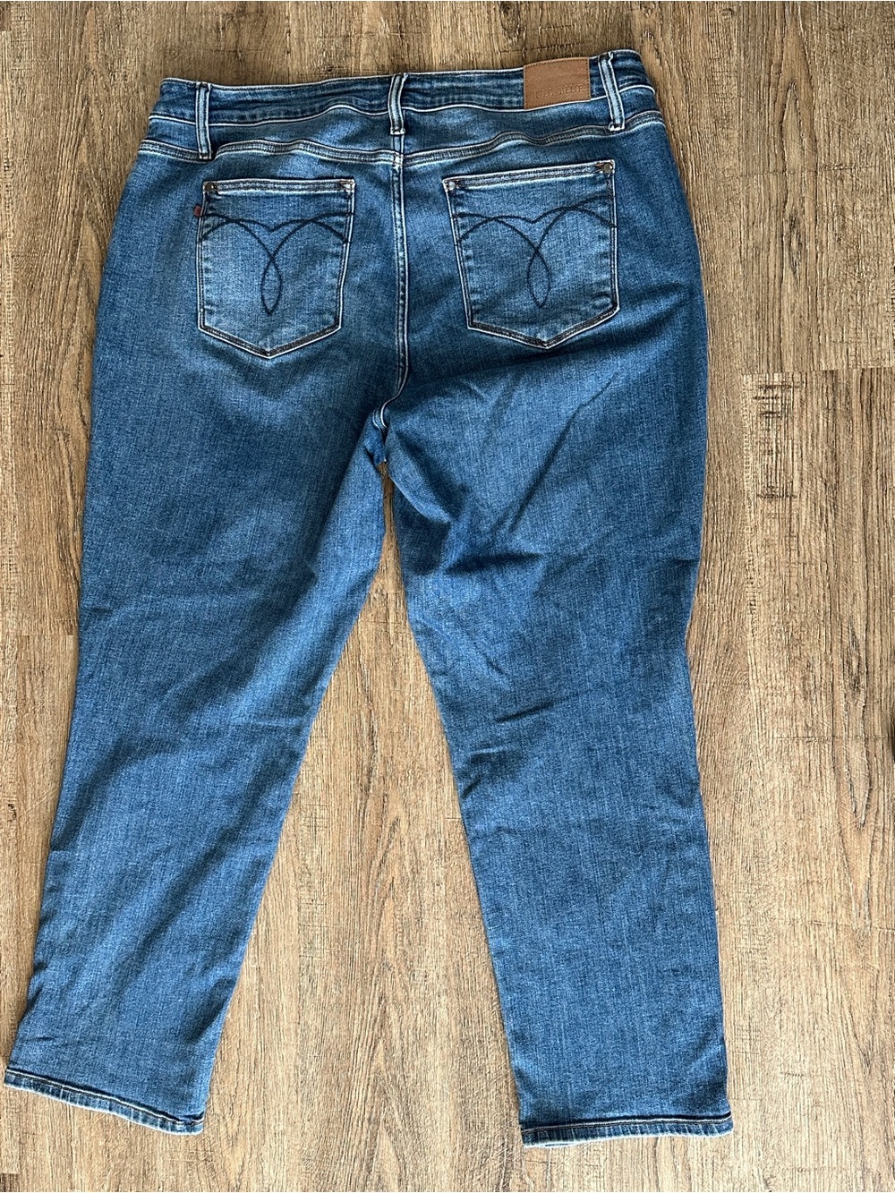 Judy Blue Los Angeles Boyfriend Fit Jeans Size 20W Like New - Picture 4 of 5